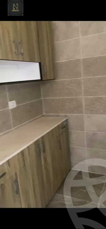 https://aqarmap.com.eg/ar/listing/4301316-for-rent-cairo-new-cairo-compounds-fifth-square