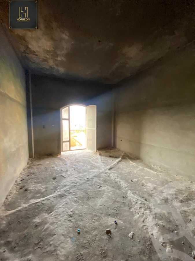https://aqarmap.com.eg/en/listing/4301731-for-sale-cairo-new-cairo-compounds-zizinia-city