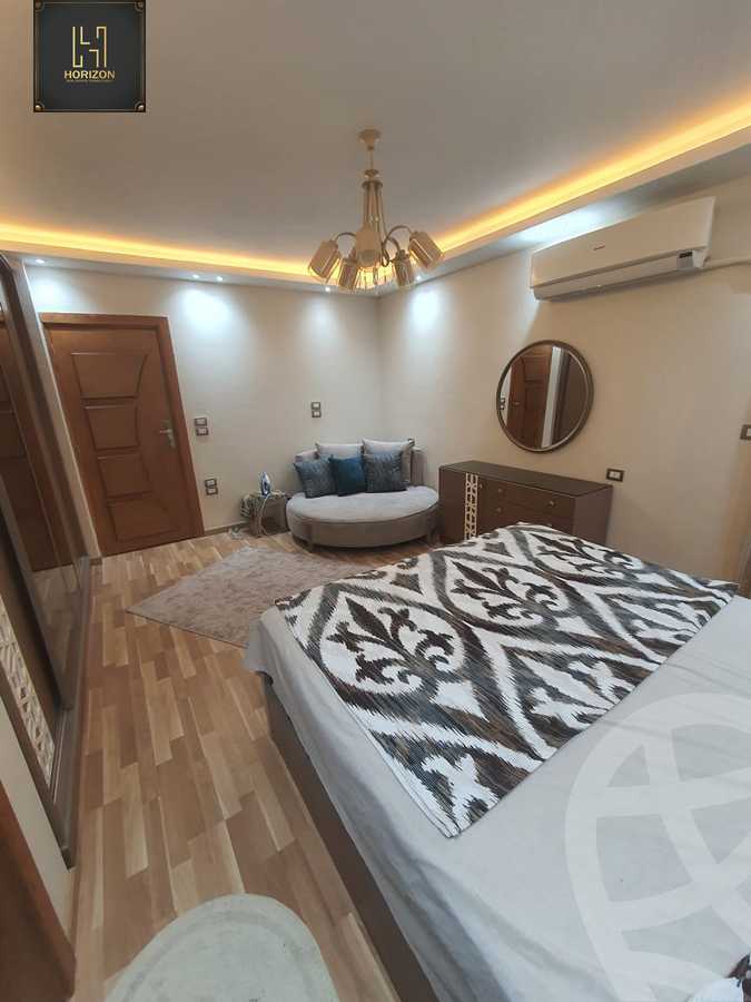 https://aqarmap.com.eg/en/listing/4313858-for-rent-cairo-new-cairo-compounds-mountain-view-hyde-park
