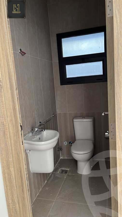 https://aqarmap.com.eg/en/listing/4314103-for-sale-cairo-new-cairo-compounds-fifth-square