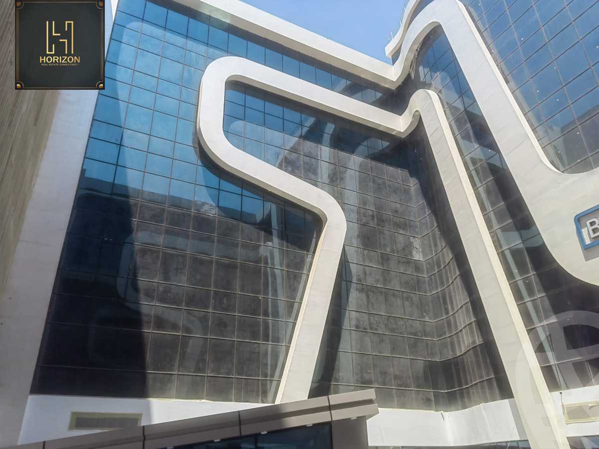 https://aqarmap.com.eg/en/listing/4316952-for-sale-cairo-new-cairo-compounds-bznys-bls-ktlyst-llttwyr