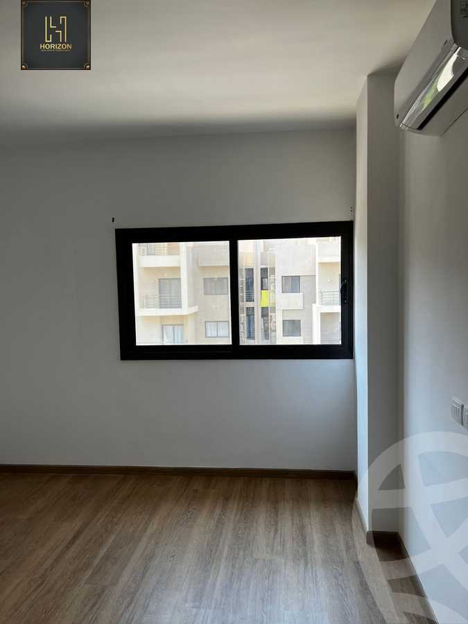 https://aqarmap.com.eg/ar/listing/4328650-for-rent-cairo-new-cairo-compounds-fifth-square