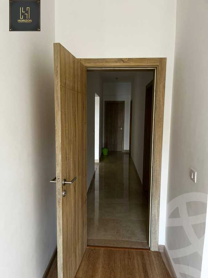 https://aqarmap.com.eg/ar/listing/4328650-for-rent-cairo-new-cairo-compounds-fifth-square