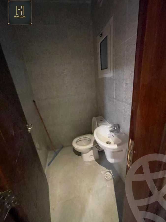 https://aqarmap.com.eg/en/listing/4328948-for-rent-cairo-new-cairo-compounds-mydykl-brk-brymyr
