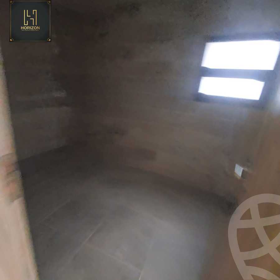 https://aqarmap.com.eg/ar/listing/4332929-for-rent-cairo-new-cairo-compounds-fifth-square
