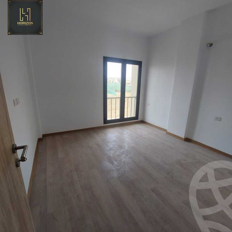 https://aqarmap.com.eg/ar/listing/4332929-for-rent-cairo-new-cairo-compounds-fifth-square