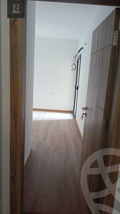 https://aqarmap.com.eg/en/listing/4333909-for-sale-cairo-new-cairo-compounds-fifth-square