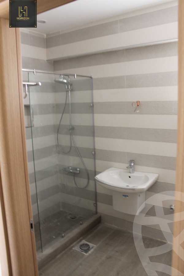 https://aqarmap.com.eg/ar/listing/4344941-for-rent-eastown-parks
