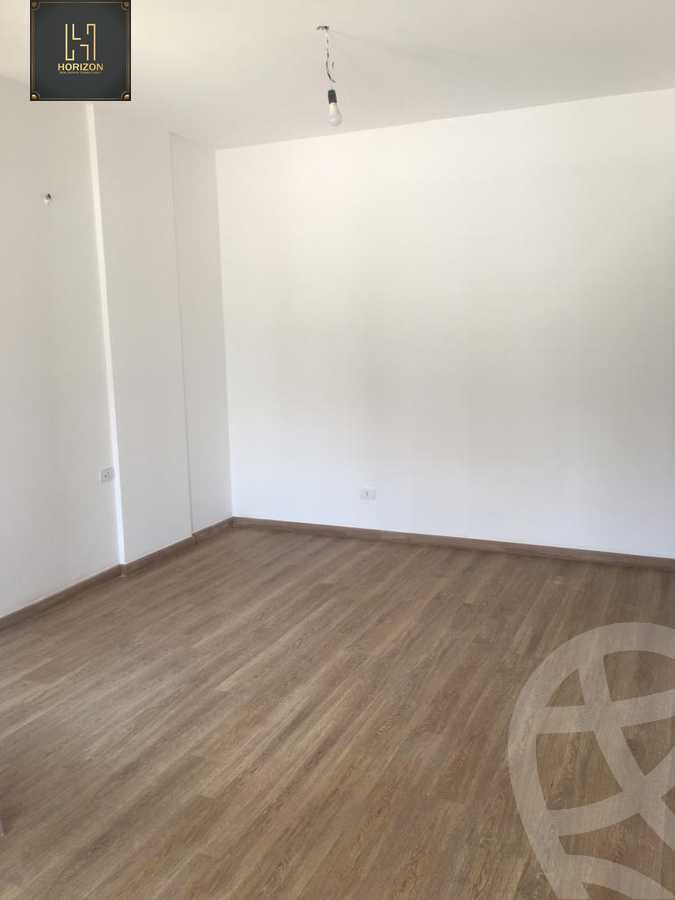 https://aqarmap.com.eg/ar/listing/4360371-for-rent-cairo-new-cairo-compounds-fifth-square
