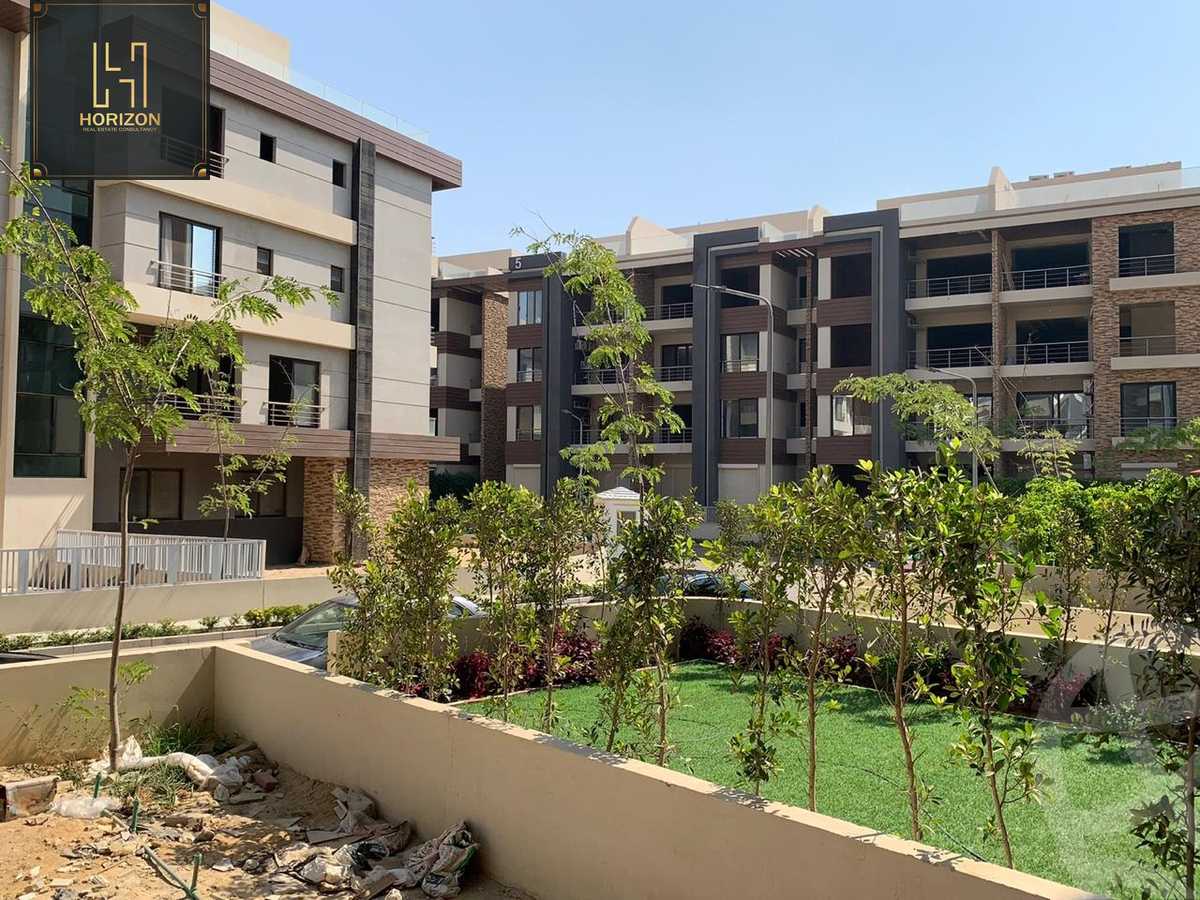 https://aqarmap.com.eg/en/listing/4364618-for-sale-cairo-new-cairo-compounds-midtown