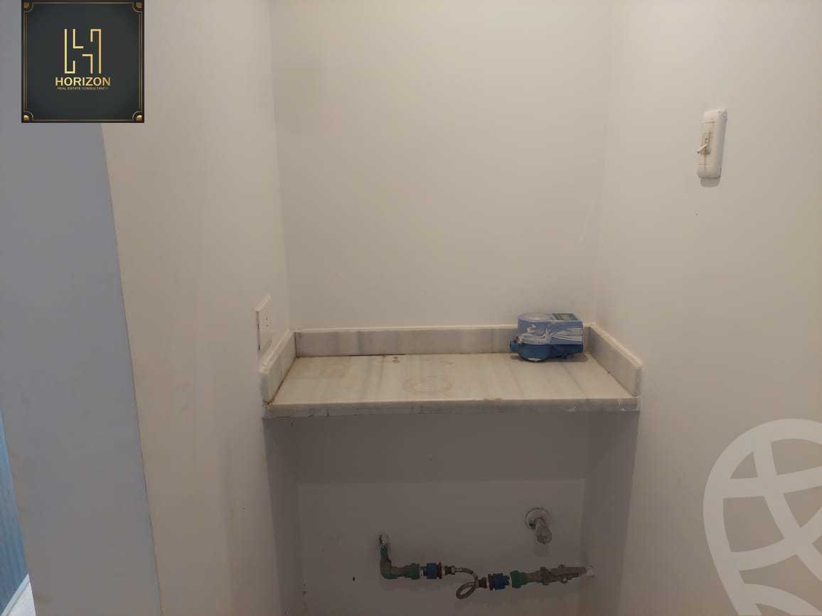 https://aqarmap.com.eg/en/listing/4367330-for-sale-cairo-new-cairo-compounds-tryfywm-byzns-kwmblks-nm-llttwyr