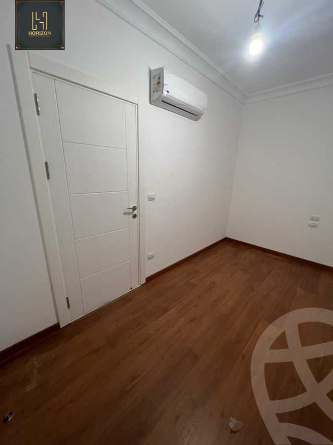 https://aqarmap.com.eg/ar/listing/4368170-for-rent-cairo-new-cairo-compounds-kmbwnd-sky-kwndwz-swdyk-villette