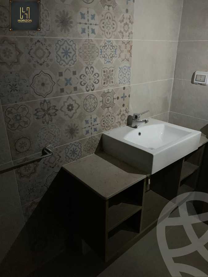 https://aqarmap.com.eg/ar/listing/4374002-for-rent-cairo-new-cairo-compounds-fifth-square