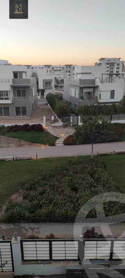 https://aqarmap.com.eg/ar/listing/4376463-for-sale-cluster-15-hyde-park