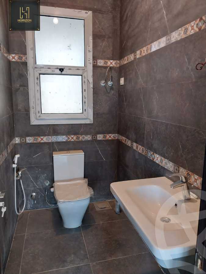 https://aqarmap.com.eg/ar/listing/4376552-for-sale-cairo-new-cairo-compounds-kmbwnd-fyldj-jyt-blm-hylz