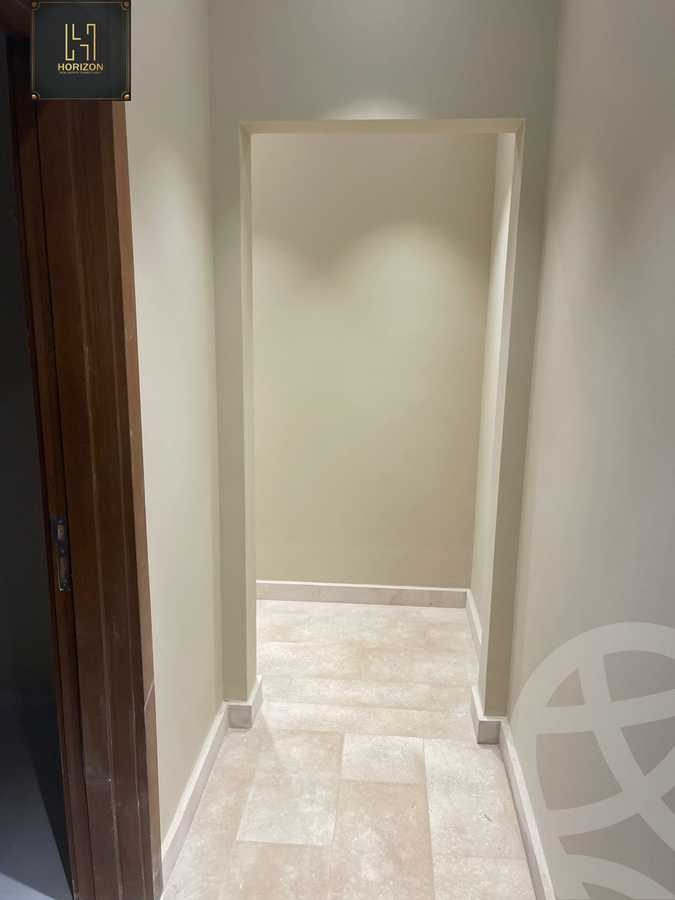 https://aqarmap.com.eg/ar/listing/4377071-for-rent-cairo-new-cairo-compounds-kmbwnd-sky-kwndwz-swdyk-villette
