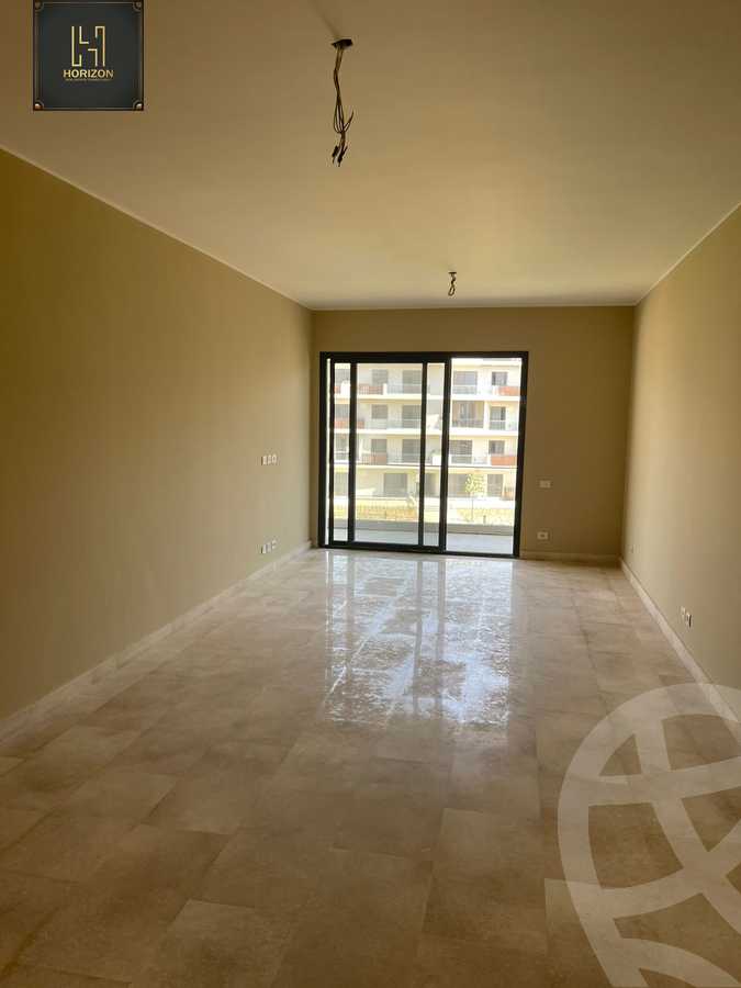 https://aqarmap.com.eg/ar/listing/4377071-for-rent-cairo-new-cairo-compounds-kmbwnd-sky-kwndwz-swdyk-villette