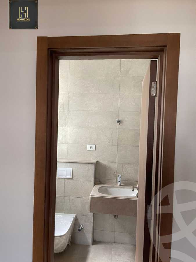 https://aqarmap.com.eg/ar/listing/4377071-for-rent-cairo-new-cairo-compounds-kmbwnd-sky-kwndwz-swdyk-villette