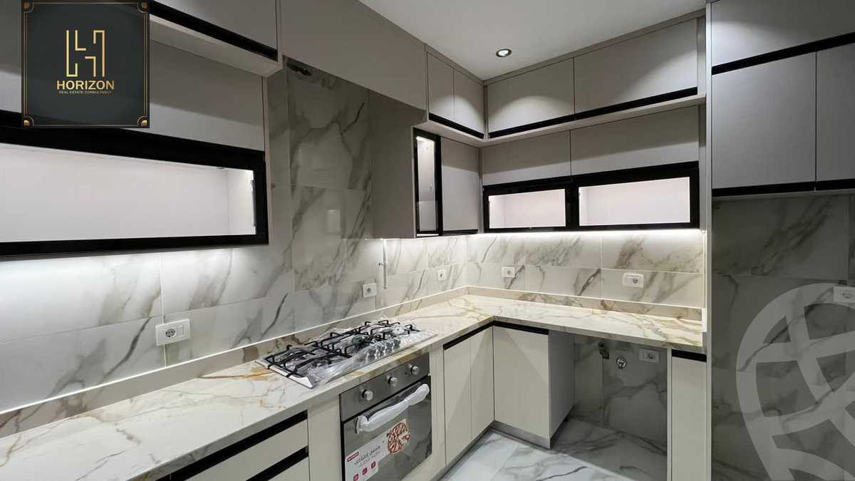 https://aqarmap.com.eg/ar/listing/4380490-for-sale-cairo-new-cairo-compounds-cairo-new-cairo-compounds-regents-park