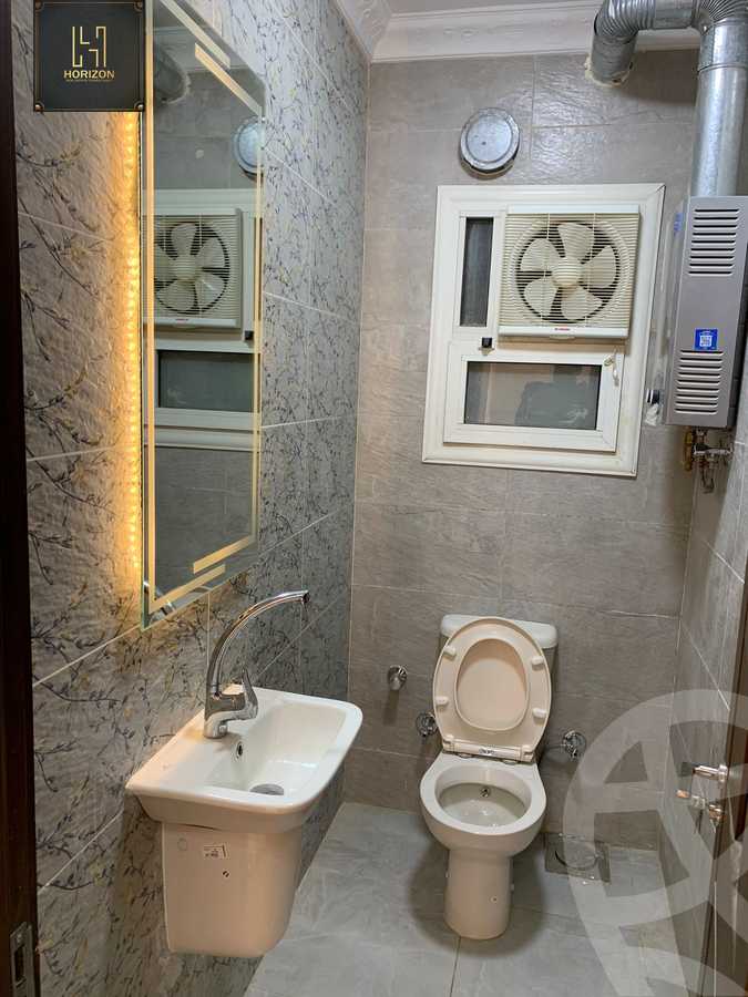 https://aqarmap.com.eg/en/listing/4380963-for-rent-cairo-new-cairo-compounds-the-square
