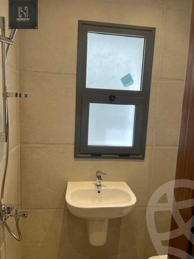 https://aqarmap.com.eg/en/listing/4383519-for-rent-eastown-parks