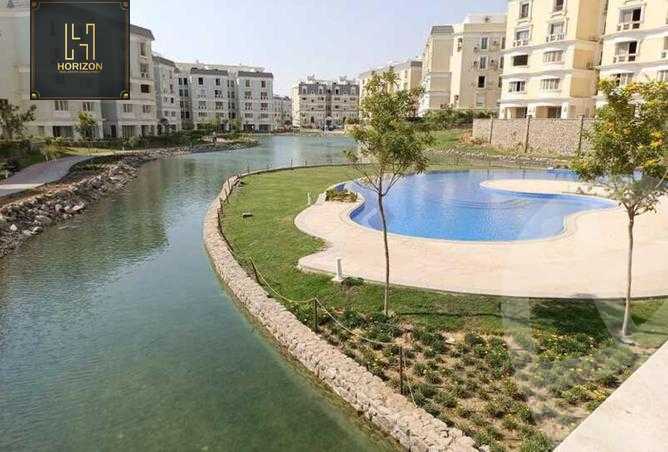 https://aqarmap.com.eg/ar/listing/4621155-for-rent-cairo-new-cairo-compounds-mountain-view-hyde-park