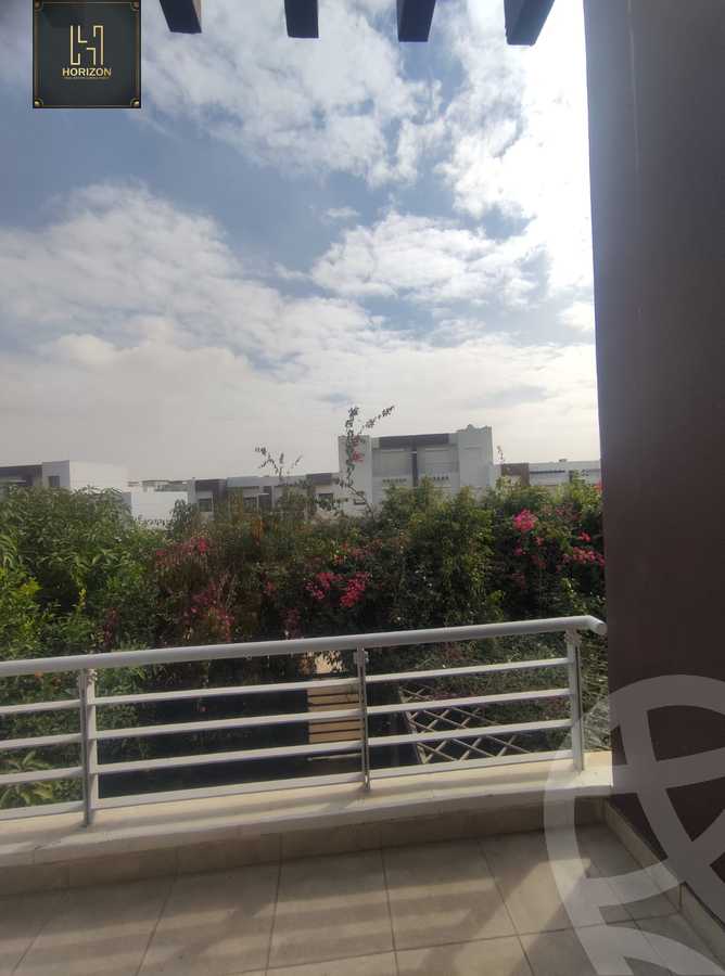 https://aqarmap.com.eg/ar/listing/4761105-for-rent-cairo-new-cairo-compounds-hyde-park-cluster-6-hyde-park