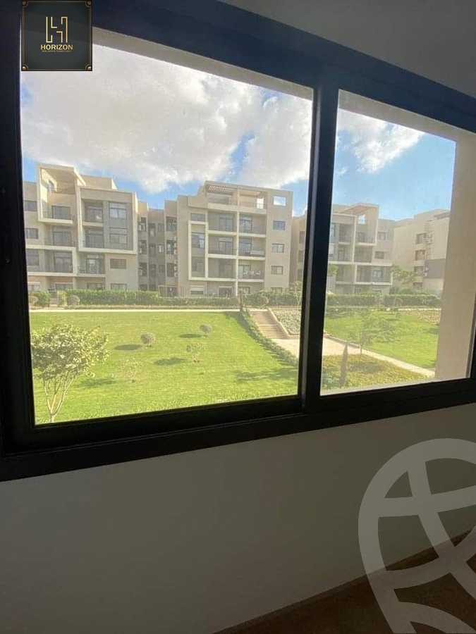 https://aqarmap.com.eg/en/listing/4804585-for-sale-cairo-new-cairo-compounds-fifth-square