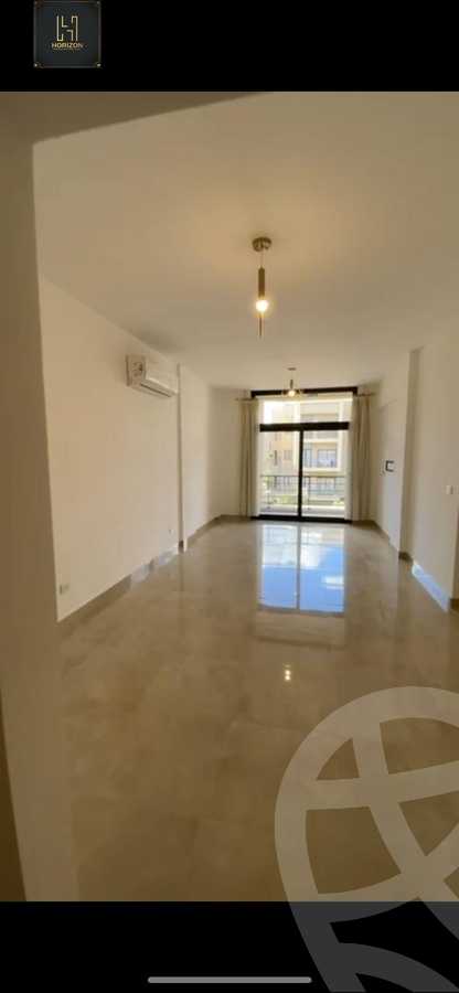 https://aqarmap.com.eg/en/listing/4826422-for-rent-cairo-new-cairo-compounds-fifth-square