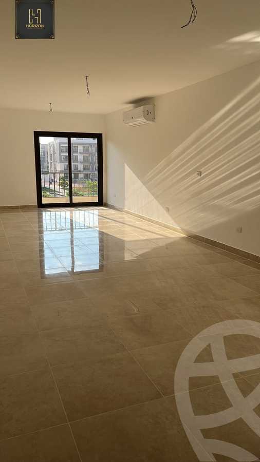 https://aqarmap.com.eg/ar/listing/4850042-for-rent-cairo-new-cairo-compounds-fifth-square