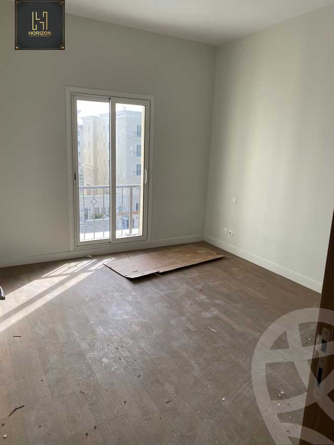 https://aqarmap.com.eg/ar/listing/4850052-for-rent-cairo-new-cairo-compounds-mivida-boulevard-mivida