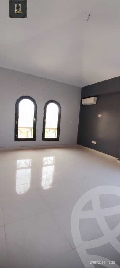 https://aqarmap.com.eg/ar/listing/4857130-for-sale-cairo-new-cairo-compounds-grand-residence-al-ahly-sabbour