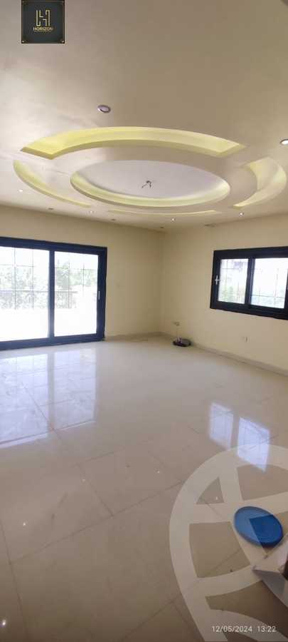 https://aqarmap.com.eg/ar/listing/4857130-for-sale-cairo-new-cairo-compounds-grand-residence-al-ahly-sabbour