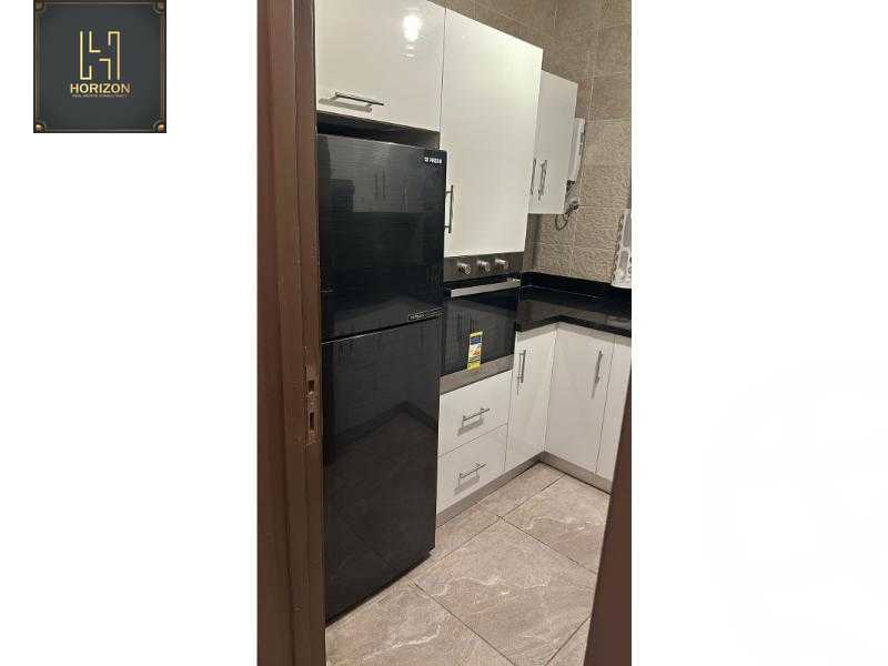 https://aqarmap.com.eg/ar/listing/4913196-for-rent-cairo-new-cairo-compounds-fifth-square
