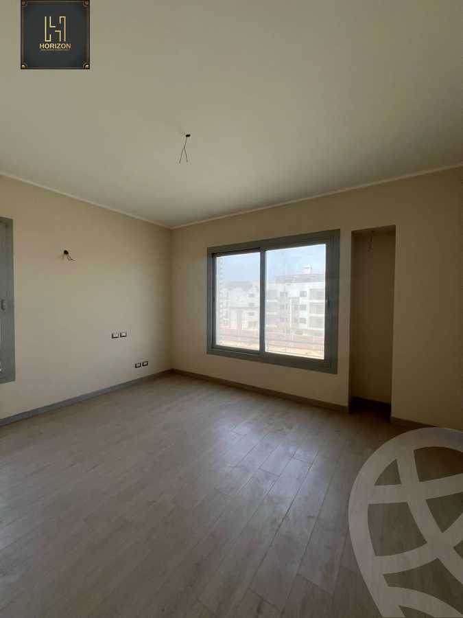 https://aqarmap.com.eg/ar/listing/4989506-for-rent-cairo-new-cairo-compounds-kmbwnd-fyldj-jyt-blm-hylz