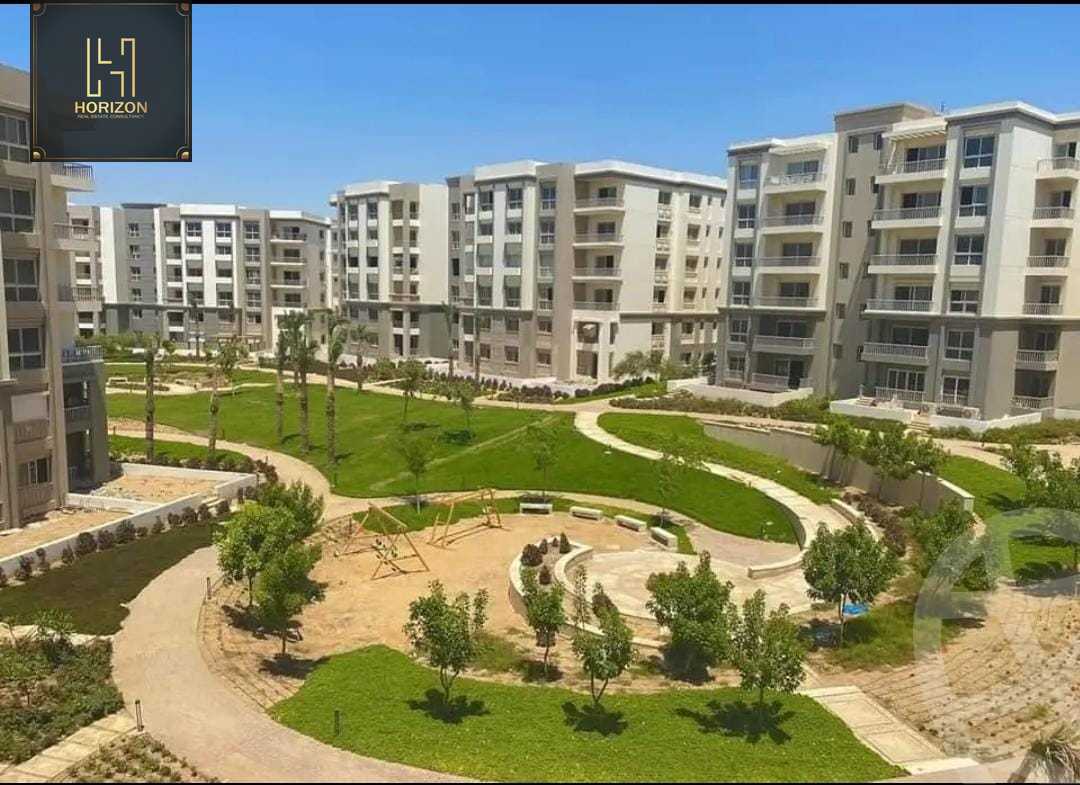 https://aqarmap.com.eg/ar/listing/5049016-for-sale-cairo-new-cairo-compounds-hyde-park-centre-ville-hyde-park