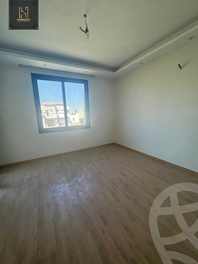 https://aqarmap.com.eg/ar/listing/5252648-for-rent-cairo-new-cairo-compounds-mivida-mivida-parcel