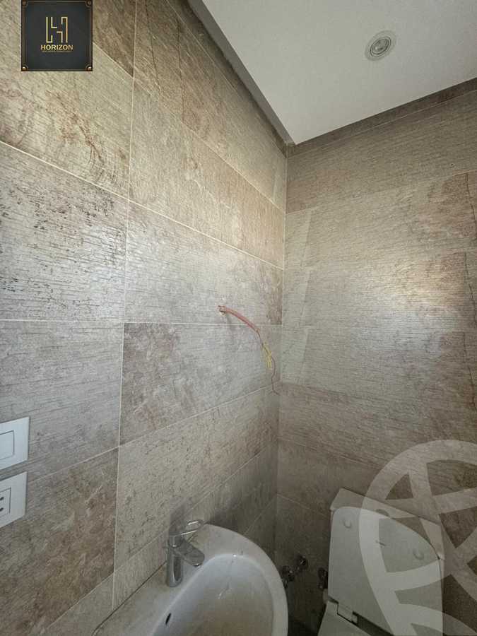 https://aqarmap.com.eg/ar/listing/5252648-for-rent-cairo-new-cairo-compounds-mivida-mivida-parcel
