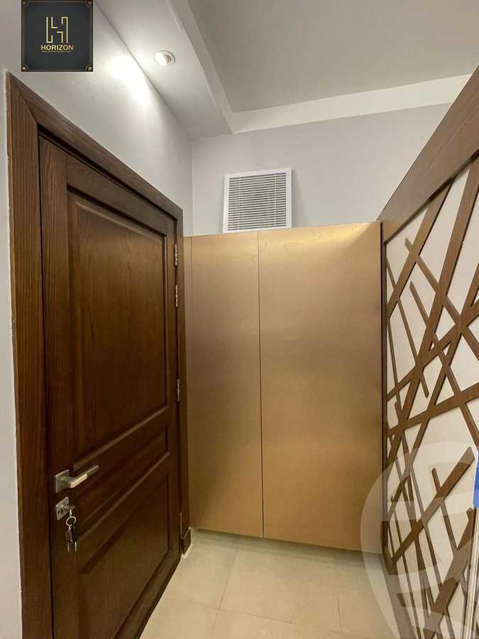 https://aqarmap.com.eg/ar/listing/5299571-for-rent-cairo-new-cairo-compounds-hyde-park-centre-ville-hyde-park