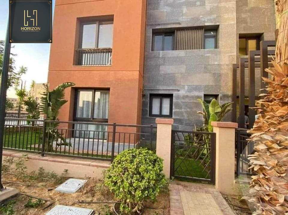 https://aqarmap.com.eg/en/listing/5306305-for-sale-cairo-new-cairo-compounds-district-5-club-residence-apartments-district-5