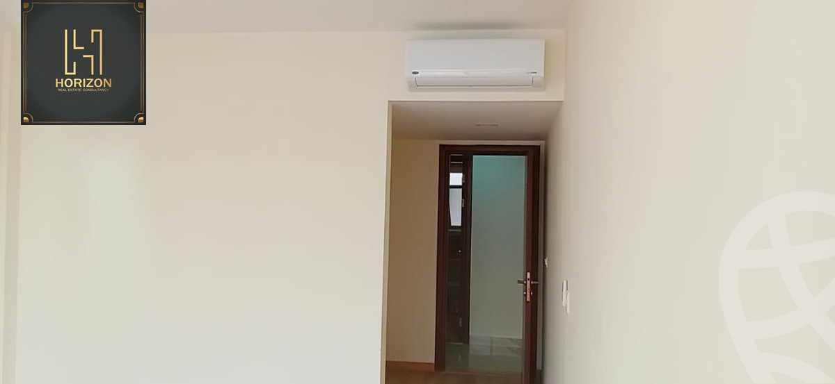 https://aqarmap.com.eg/en/listing/5306580-for-sale-cairo-new-cairo-compounds-hyde-park-hpr-hyde-park