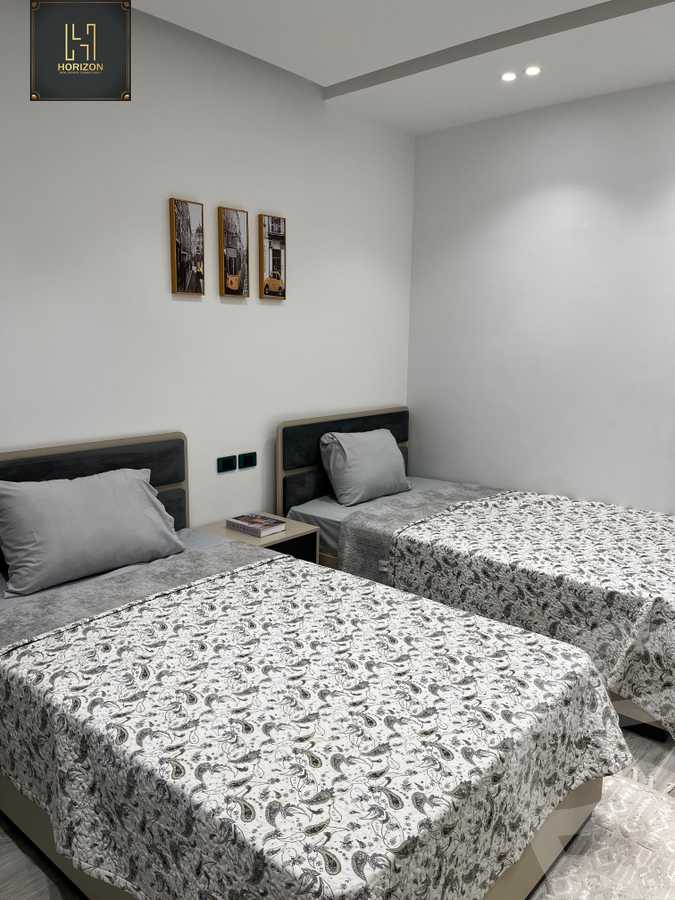 https://aqarmap.com.eg/ar/listing/5360135-for-rent-cairo-new-cairo-compounds-eastown-eastown-parks