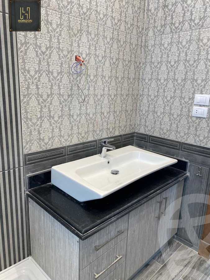 https://aqarmap.com.eg/en/listing/5360549-for-rent-cairo-new-cairo-compounds-lakeview-residence
