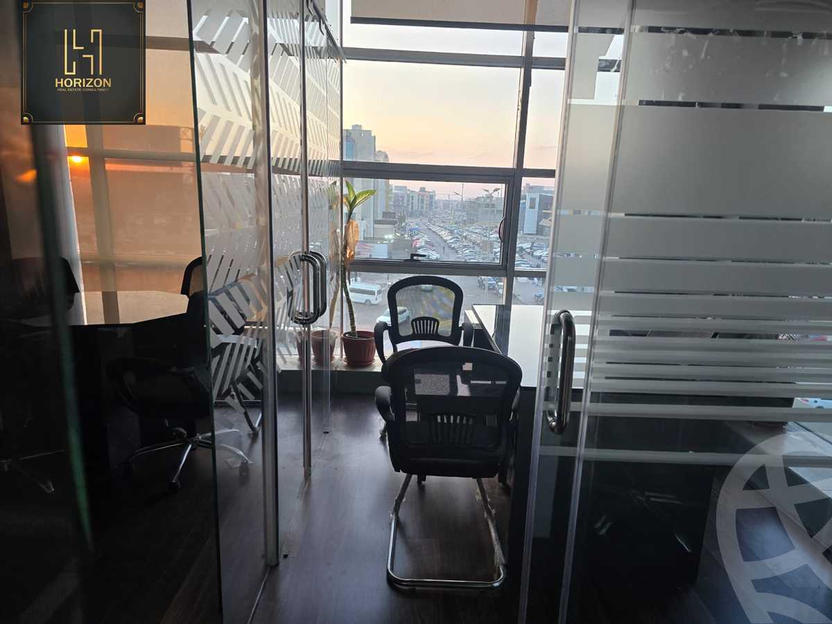 https://aqarmap.com.eg/en/listing/5413504-for-rent-cairo-new-cairo-compounds-top-90-mall