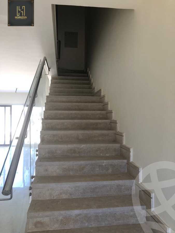 https://aqarmap.com.eg/en/listing/5432971-for-sale-cairo-new-cairo-compounds-hyde-park-cluster-6-hyde-park