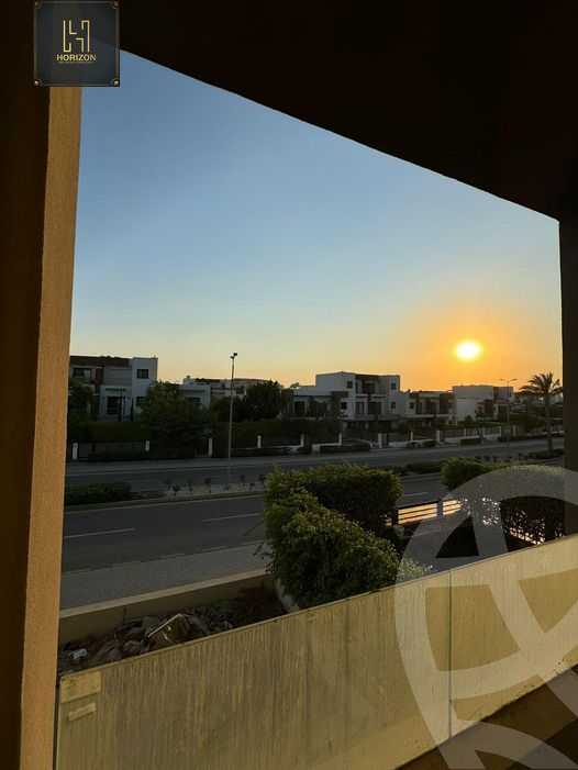 https://aqarmap.com.eg/en/listing/5492242-for-sale-cairo-new-cairo-compounds-hyde-park-cluster-15-hyde-park