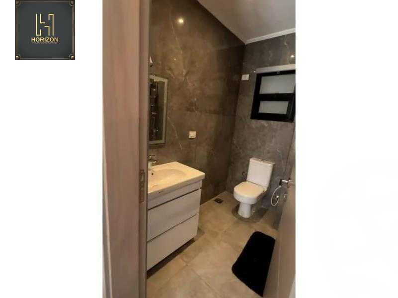 https://aqarmap.com.eg/ar/listing/5528355-for-rent-cairo-new-cairo-compounds-villette-kmbwnd-sky-kwndwz-swdyk-villette