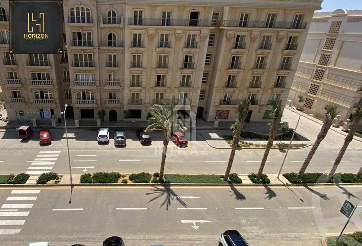 https://aqarmap.com.eg/ar/listing/5591441-for-sale-cairo-new-cairo-compounds-hyde-park-centre-ville-hyde-park