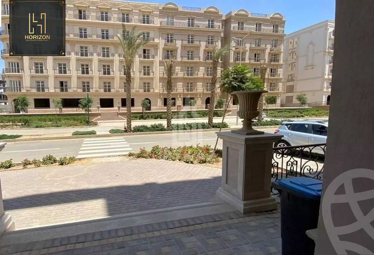 https://aqarmap.com.eg/ar/listing/5591441-for-sale-cairo-new-cairo-compounds-hyde-park-centre-ville-hyde-park