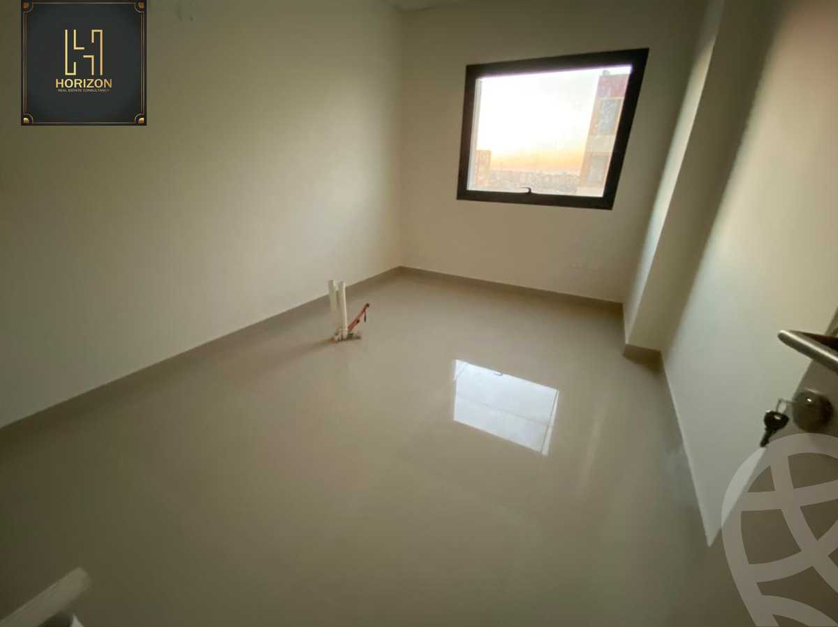 https://aqarmap.com.eg/ar/listing/6179001-for-sale-cairo-new-cairo-compounds-united-medical-center-–-umc
